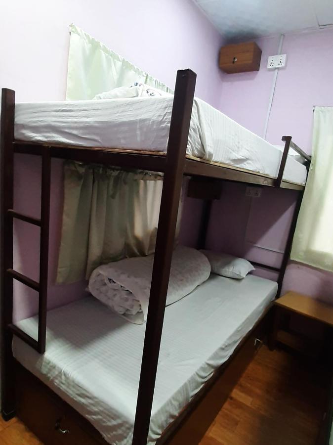 Margik Backpackers Hostel Похара Екстериор снимка