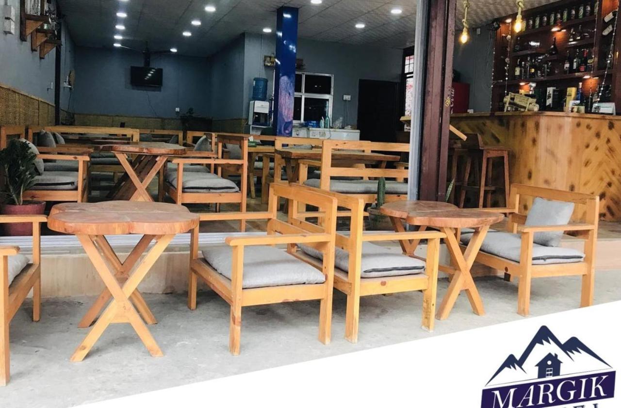 Margik Backpackers Hostel Похара Екстериор снимка