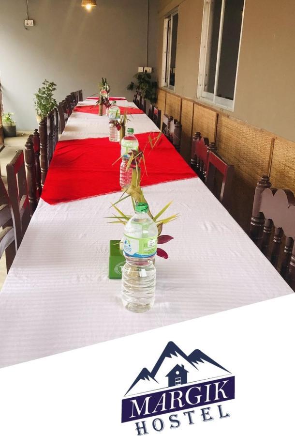 Margik Backpackers Hostel Похара Екстериор снимка
