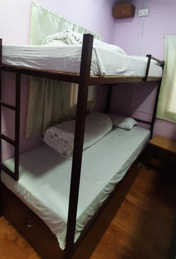 Margik Backpackers Hostel Похара Екстериор снимка