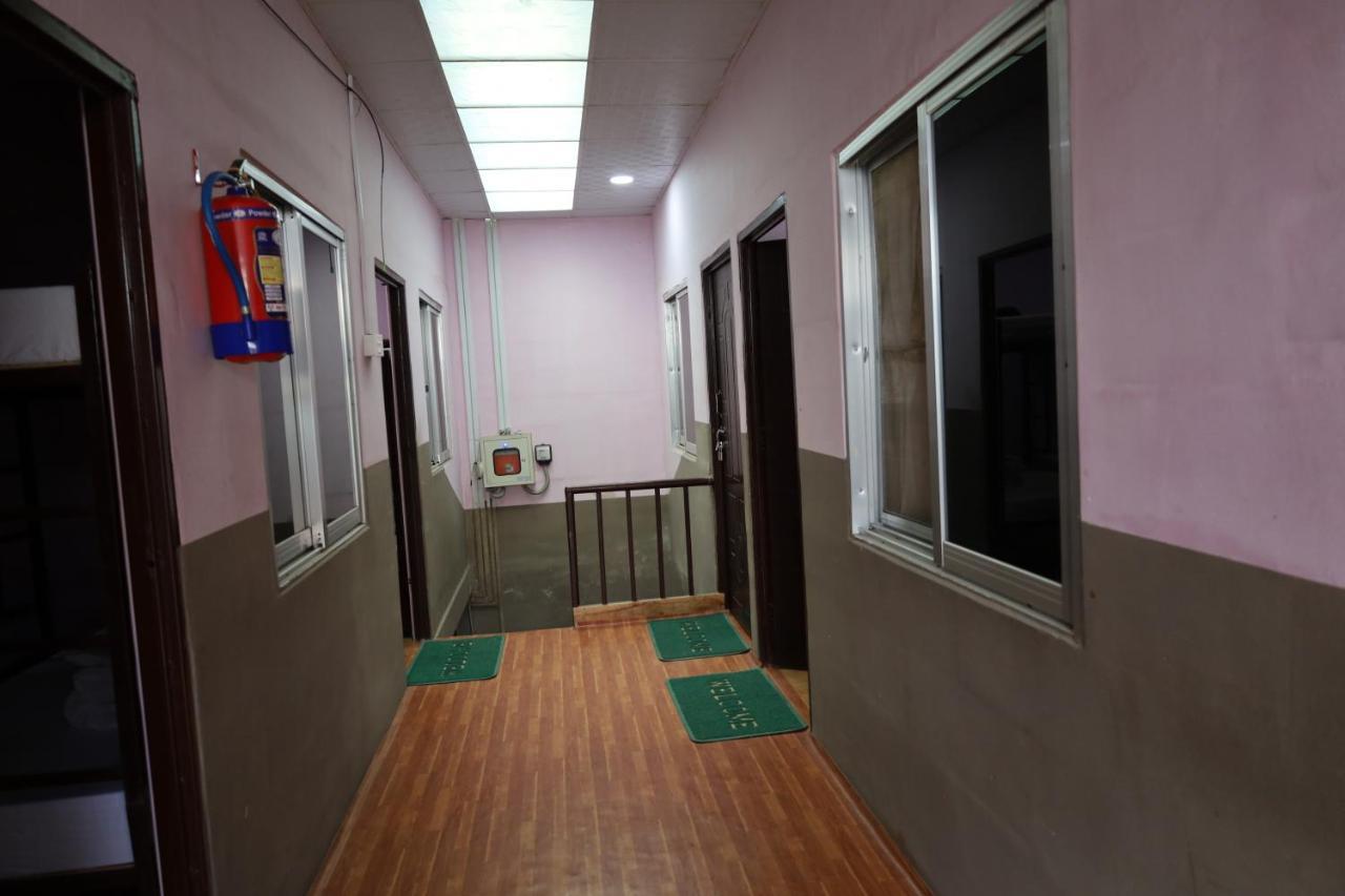 Margik Backpackers Hostel Похара Екстериор снимка