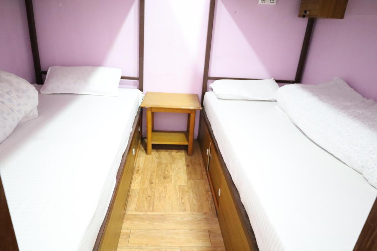 Margik Backpackers Hostel Похара Екстериор снимка
