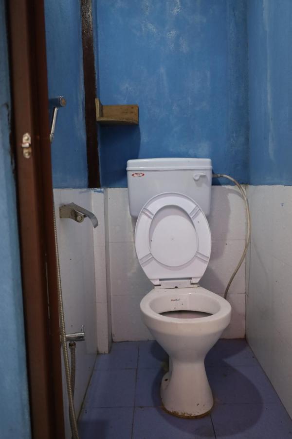 Margik Backpackers Hostel Похара Екстериор снимка
