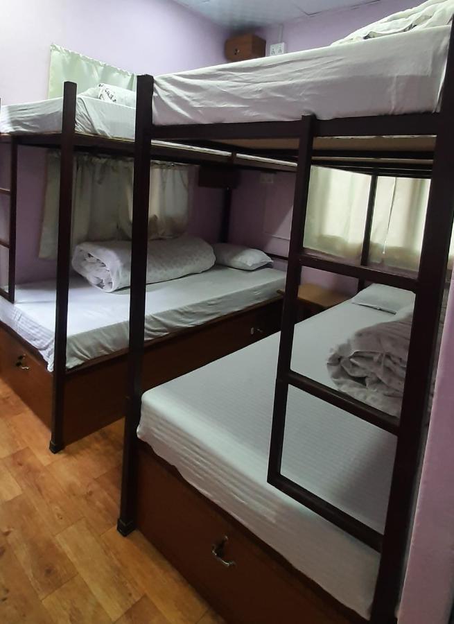 Margik Backpackers Hostel Похара Екстериор снимка